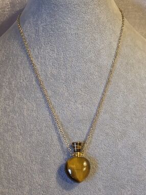 New Tigers Eye Quartz Heart-shaped Perfume Bottle Necklace